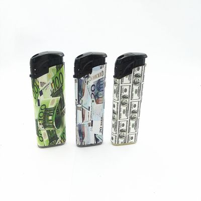 8.2*2.6*1.14CM Enciendador de cigarrillos de plástico para promoción Regalo Recargable / desechable