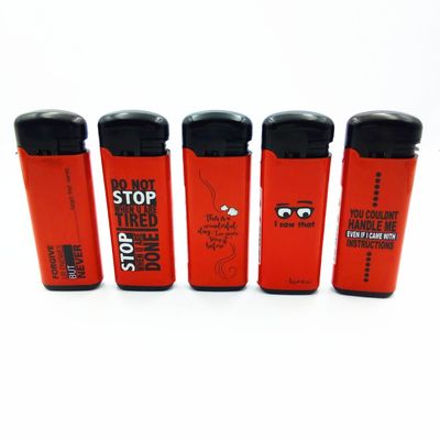 EUR Estándar Dispositivo Windproof Gas Lighter Dy-F008 Personalización Solicitud personalizada