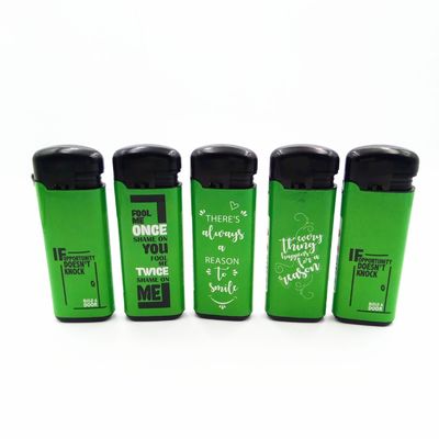Encendiador de gas resistente al viento de Dongyi recargable con tapa de retroceso EUR estilo y estándar Dy-F008