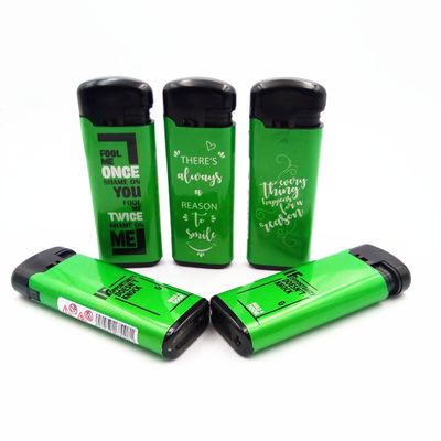 Encendiador de gas resistente al viento de Dongyi recargable con tapa de retroceso EUR estilo y estándar Dy-F008
