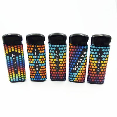 Dongyi EUR estilo clásico Flip Windproof Gas Lighter Dy-F008 con solicitud personalizada