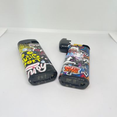 Modelo NO. DY-F008 Encendiador electrónico de cigarrillos a prueba de viento de moda con diseños hermosos
