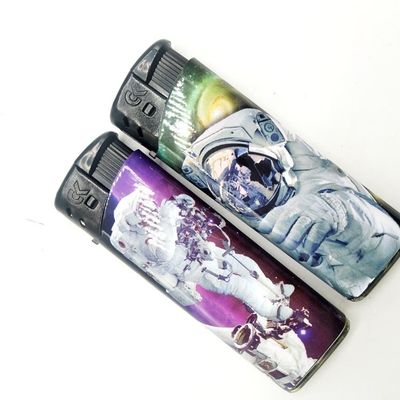 Linterna electrónica de linterna de gas con pintura de hielo El compañero perfecto de todos los días