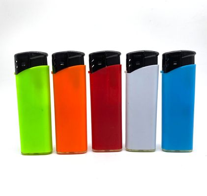 Materiales POM de fijación de llama encendedor de gas desechable encendedor electrónico cigarrillo garantía ISO