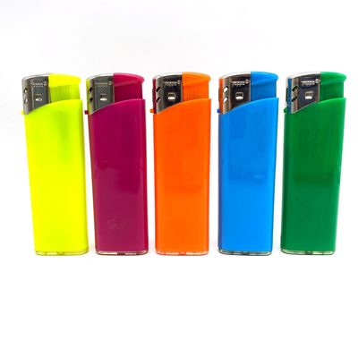Materiales POM de fijación de llama encendedor de gas desechable encendedor electrónico cigarrillo garantía ISO