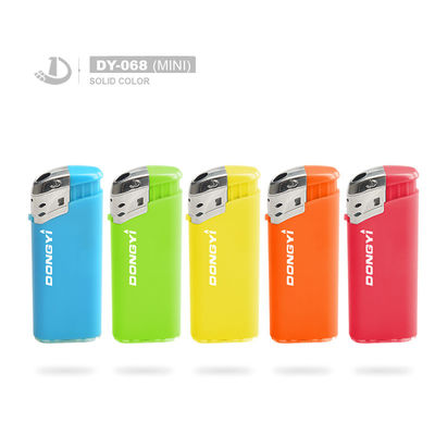 Mini Dy-068 Colorido Euro Estándar Cr Linterna eléctrica de plástico US 0.001/Piece Muestras
