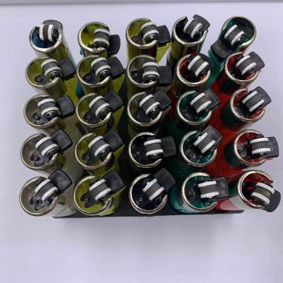 Obtener sus muestras ahora Briquet cigarrillos de pipa desechables encendedores de pedernal