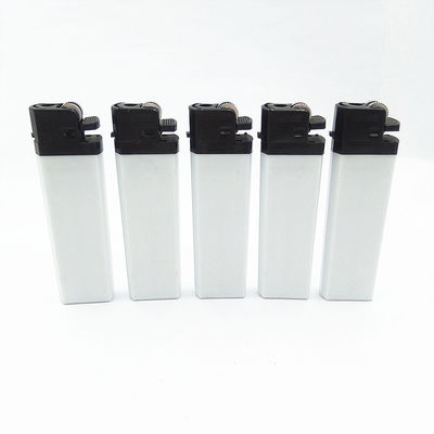 Personalización Dongyi popular de plástico de piedra rueda gas encendedor de cigarrillos con 80 mm de longitud