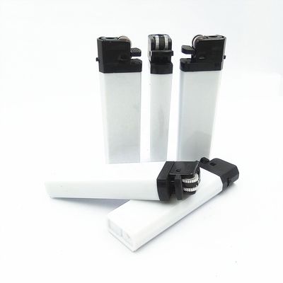 Personalización Dongyi popular de plástico de piedra rueda gas encendedor de cigarrillos con 80 mm de longitud