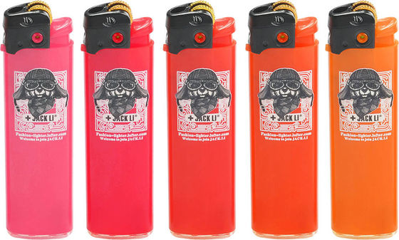 Fuego de fuego de estilo desechable encendedor recargable cigarrillo de pedernal o Isqueiro