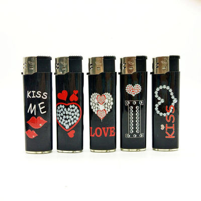 Buen encendedor de cigarros amoroso corazón encendedor eléctrico desechable con personalización