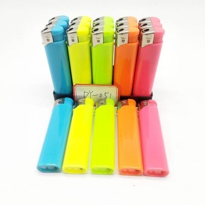 Accendini de plástico cigarrillo encendedores electrónicos encendedor con de Hunan Dongyi