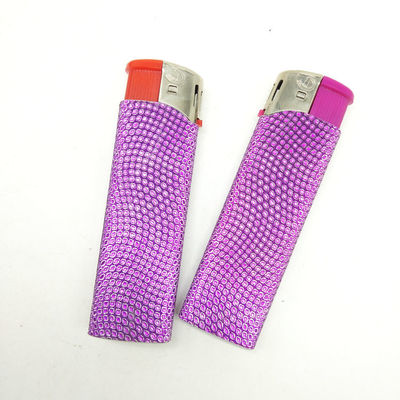 Encendiador de gas de butano recargable con personalización de diamante rosa