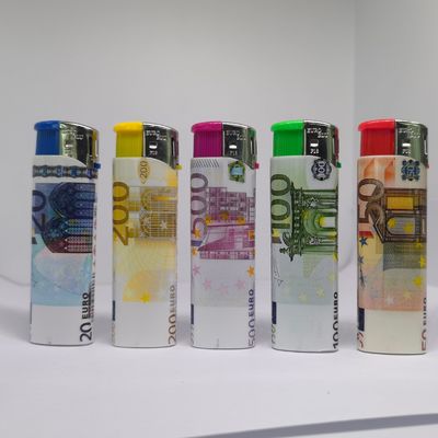 Solicitud personalizada ISO9994 Mercado europeo encendedor de plástico con fumo electrónico frío