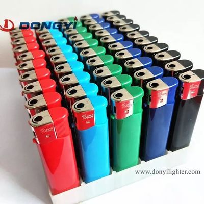 Linterna electrónica de gas personalizada de 80*23.7*11.18mm con pedernal y gas recargable