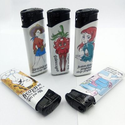 Antorcha 2022 Dongyi logotipo personalizado encendedor eléctrico de cigarrillos con chica encantadora 8.1 * 2.58 * 1.14CM