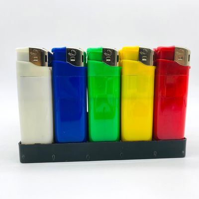 82.2*24.9*11.8mm encendedor de plástico con llama ajustable y función recargable