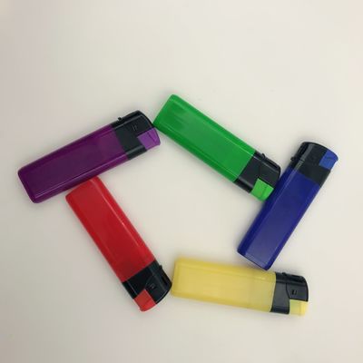 82.2*24.9*11.8mm encendedor de plástico con llama ajustable y función recargable