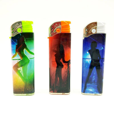 Dy-1702 encendedor de cigarrillos de plástico con diseño personalizado y tamaño de 8.1 * 2.48 * 0.9CM