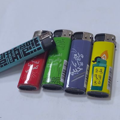 Lámpara de plástico ISO9994 recargable con logotipo personalizado para fumar electrónicamente