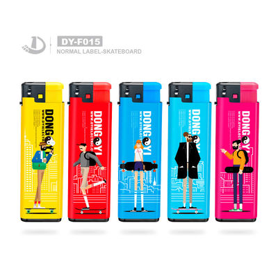 El encendedor de cigarrillos con linterna Dongyi Express es la clave para un estilo de vida moderno y de moda