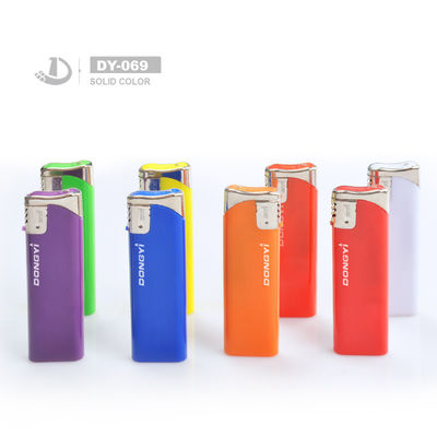 Modelo de solicitud personalizado NO. DY-069 Diseño de moda encendedor eléctrico piezoeléctrico de plástico