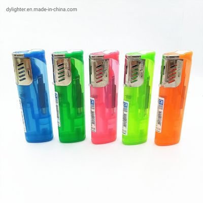 Dongyi Windproof Gas Lighter con certificación ISO9994 y el estándar EUR Dy-F001 ahora