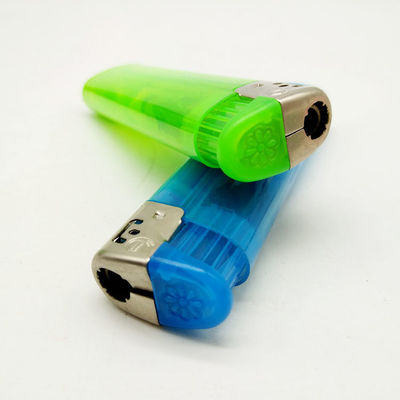 7.77*2.29*1.25 CM Recargable multicolor resistente al viento encendedor de plástico