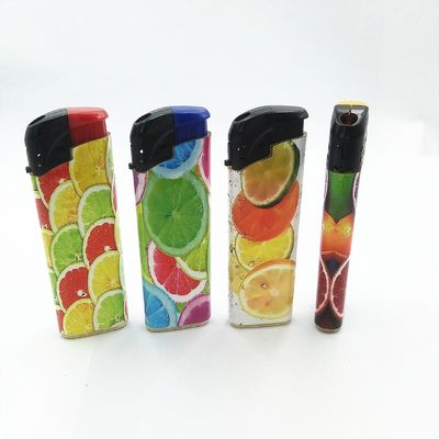 Solicitud personalizada Obtener un encendedor de plástico de gas desechable de color de 8.2 * 2.6 * 1.14cm