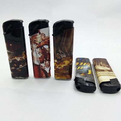Disposable de impresión personalizada pegatina de plástico gas encendedor electrónico dentro de su presupuesto