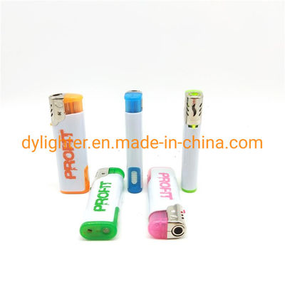 Recargable publicidad Dongyi encendedor LED F002 encendedor a prueba de viento con logotipo personalizado