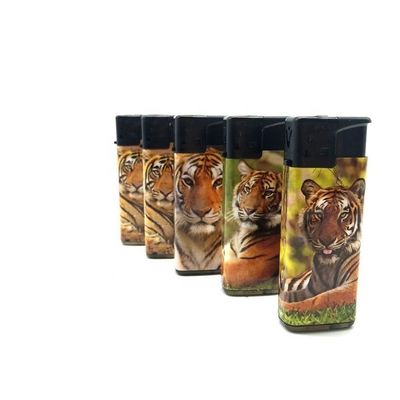 ISO9994 Estándar Turbo Flame Windproof Gas Lighter con etiqueta de tigre Logotipo personalizado