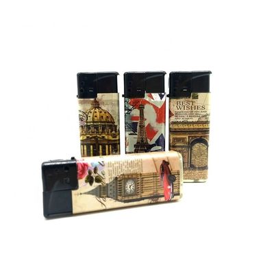 Logotipo personalizado Portátil Disponible de plástico resistente al viento encendedor de cigarrillos para exteriores