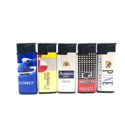 Modelo de encendedor a prueba de viento NO. DY-F007 con solicitud personalizada y diferentes colores