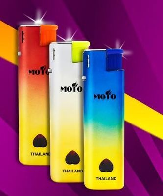 Petición personalizada Dy-F019 Encendiador de gas a prueba de viento para fumadores desechable o recargable