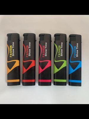 Petición personalizada Líneas de producción Dy-F028 encendedores de gas a prueba de viento personalización