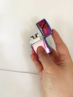 Cargador de doble arco USB de metal encendedor de cigarrillos electrónicos a prueba de agua en cinco colores