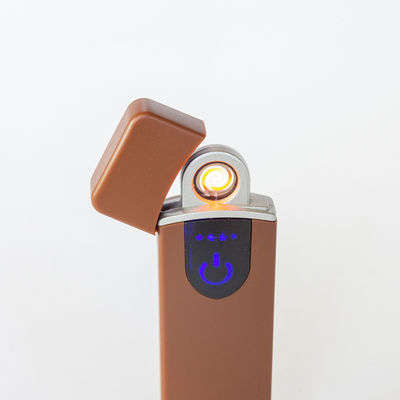 Encendedor recargable USB Nuestro encendedor de cigarrillo USB de plástico a prueba de viento